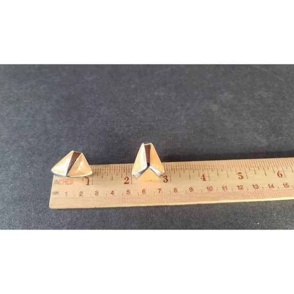 Triangular Silver and Apricot Screwback Earrings - Picture 9 of 10